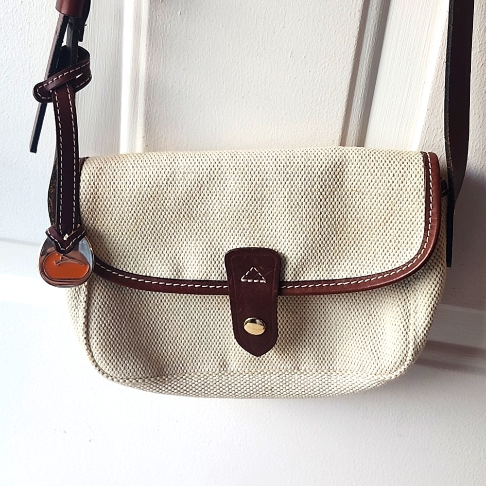Dooney & Bourkey Crossbody
